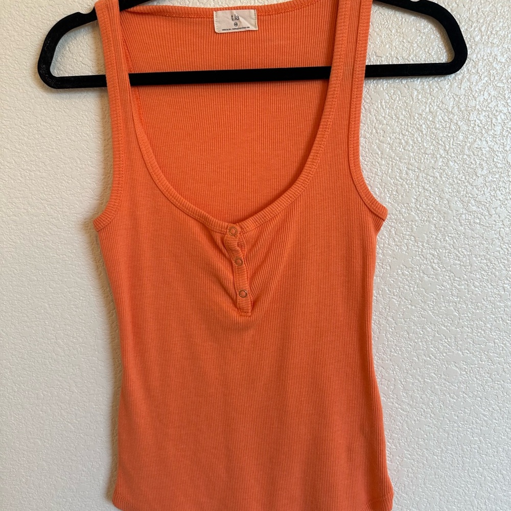 T.La Bold Orange Buttoned Tank Top